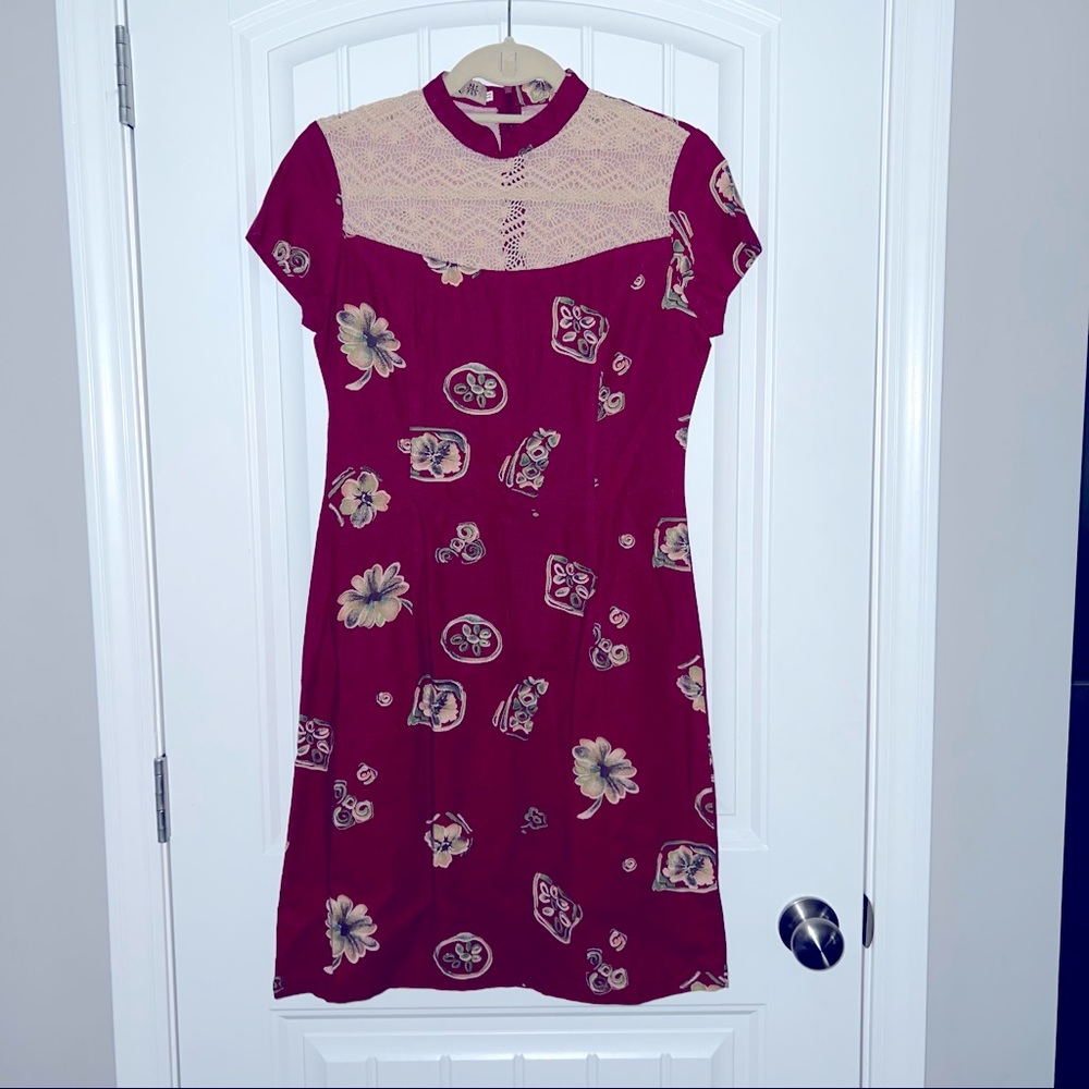 Vintage asian floral lace dress size 11